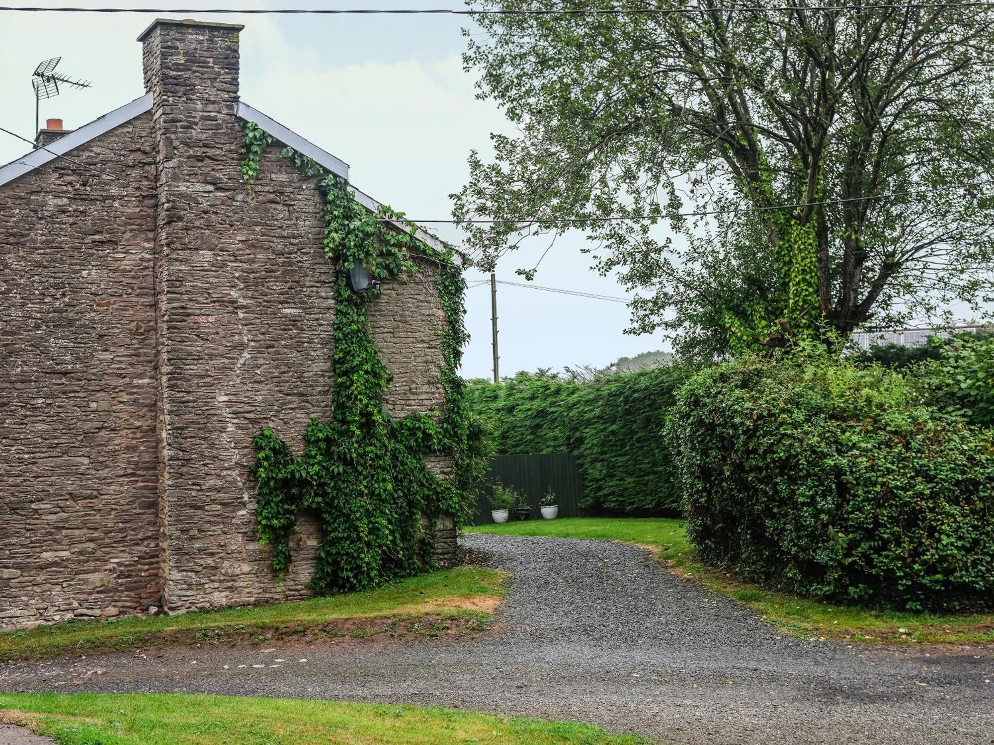 Greig House Farm Villa Llangattock Lingoed Exterior foto